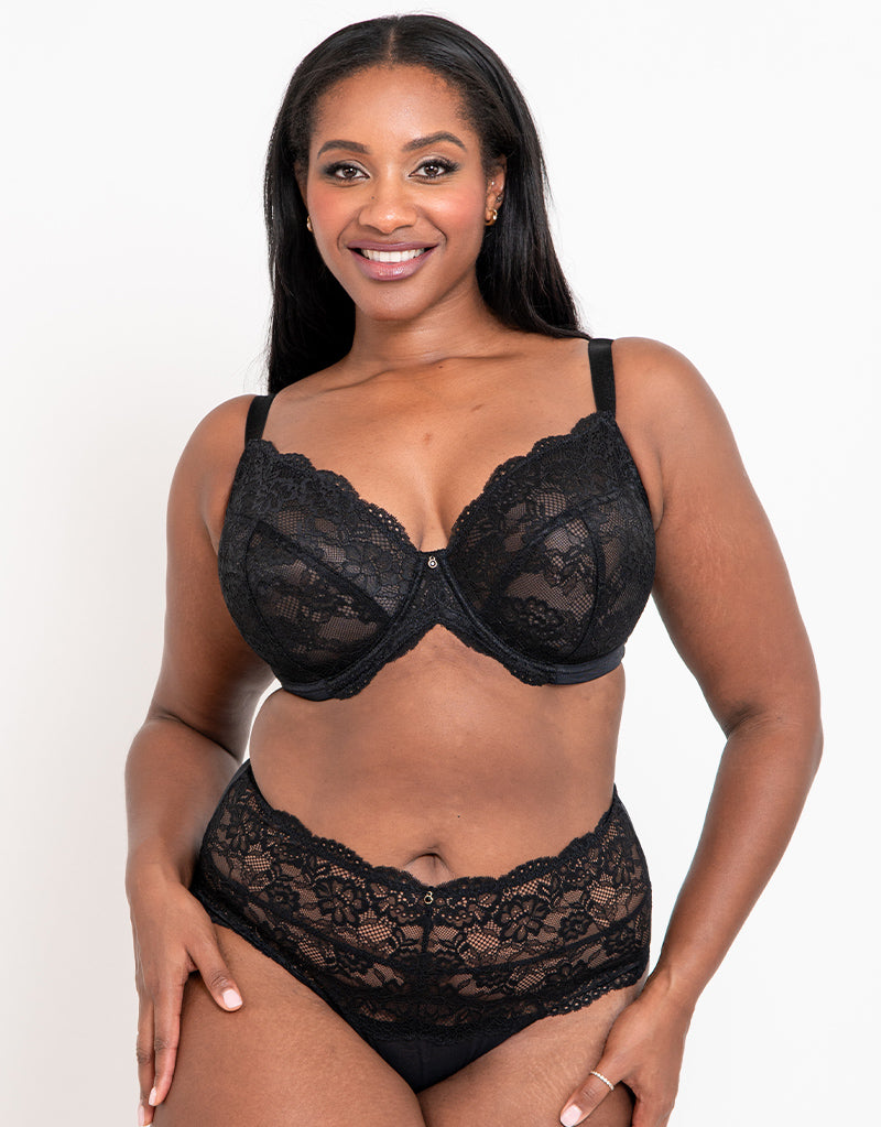 Ann Summers Sexy Lace Planet Balcony Bra for Women with Underwire Padded  Cups and Charm Detail - Push up Bra - Removable Pads - Every Day Bra -  Black : : Fashion