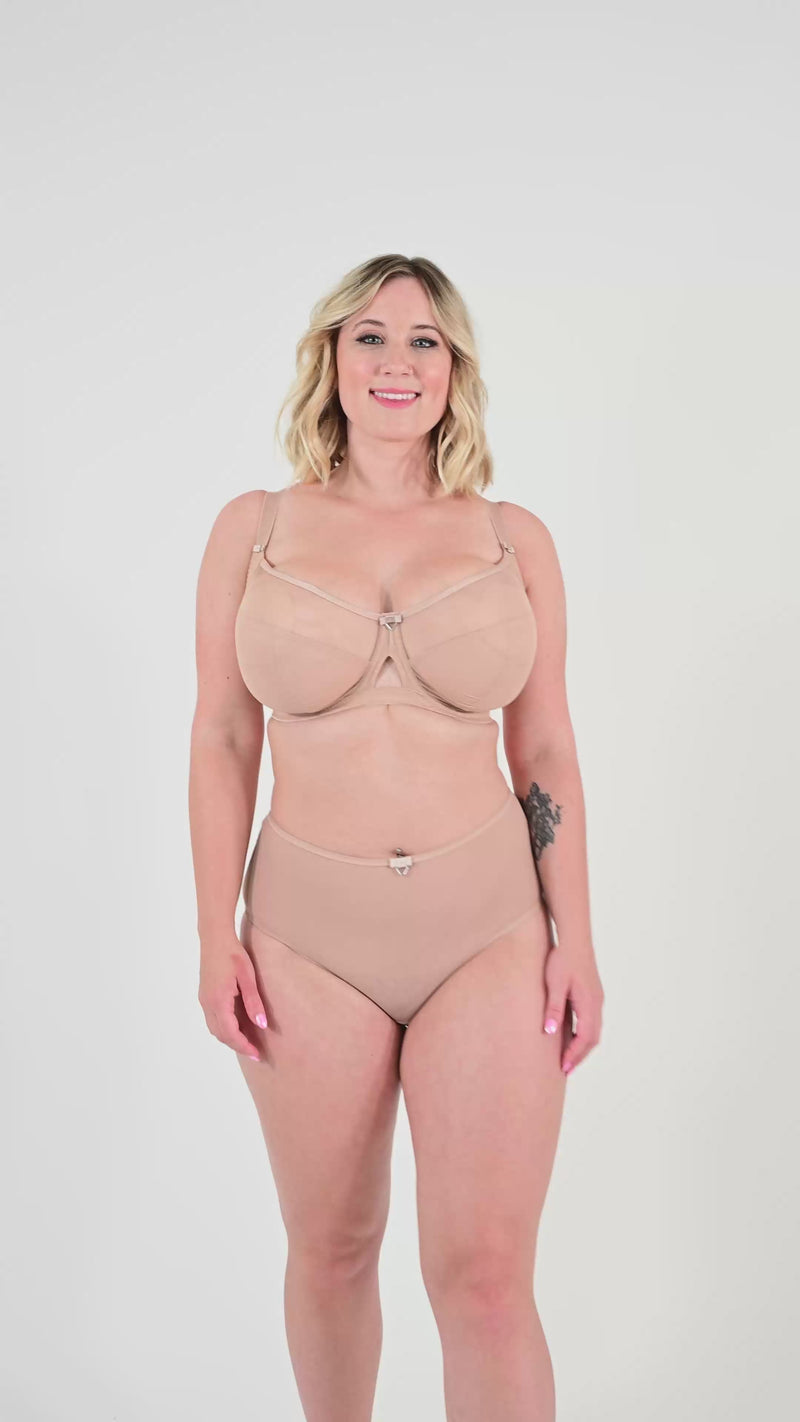 Get the 360 view of the Curvy Kate Victory balcony bra in Latte!