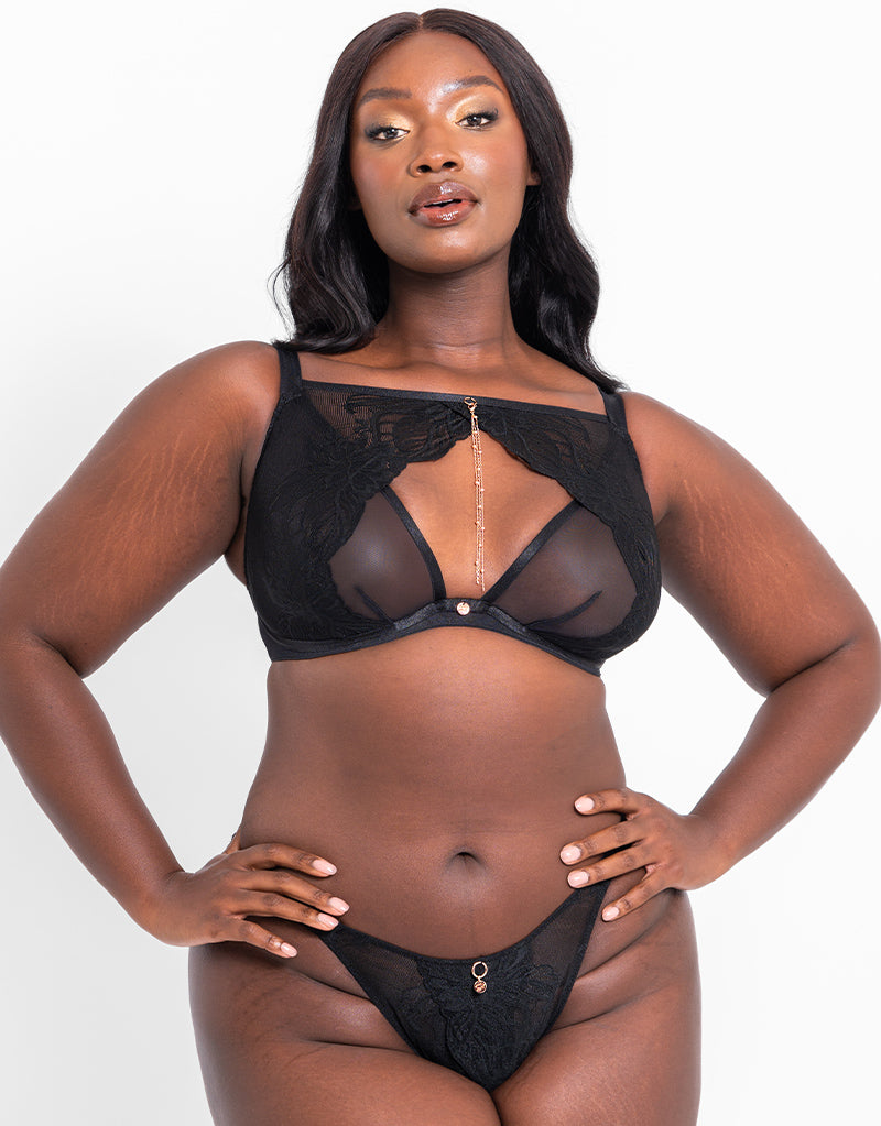 Scantilly Unveiled Deep Plunge Bra Black – Brastop UK